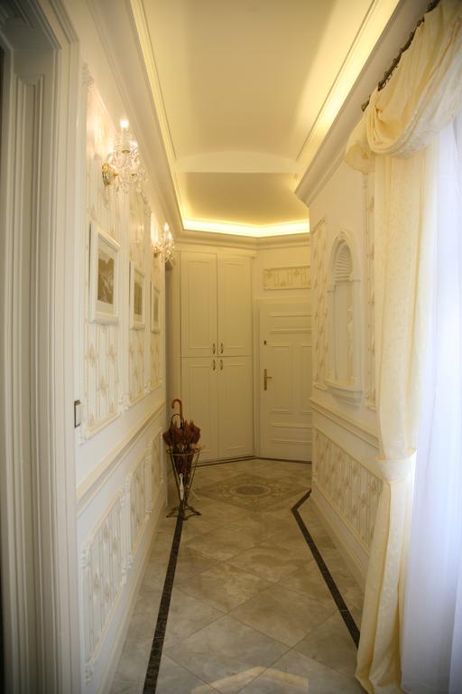 Nostalgia Apartment